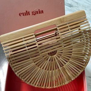 Cult Gaia Arc Clutch